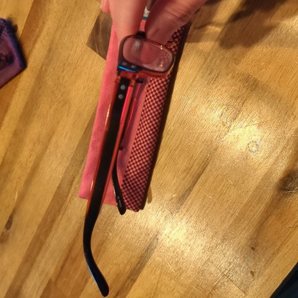 NWT Victoria Klein eyewear +1.25 readers - Picture 15 of 16